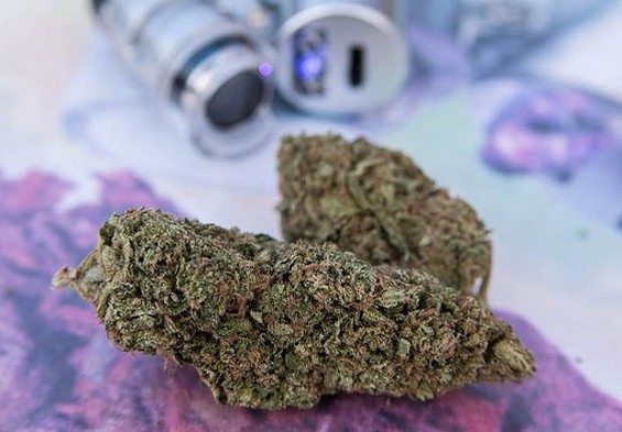 Cannabis_Bud1.jpeg