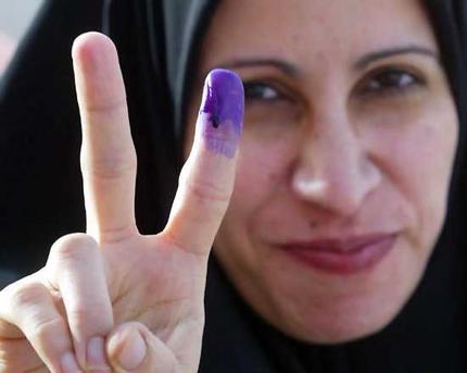 purplefingerwoman.jpg