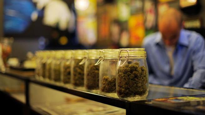 Dispensary_in_DC.jpg