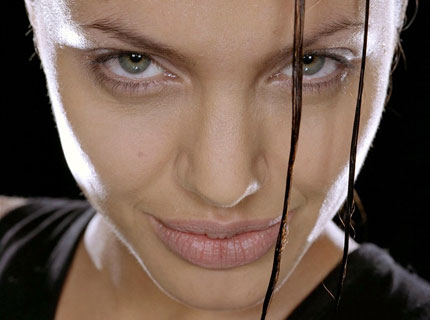 angelina-jolie-tomb-raider-3.jpg