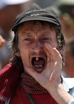 toothless-protest.jpg