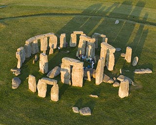 stonehenge2.jpg