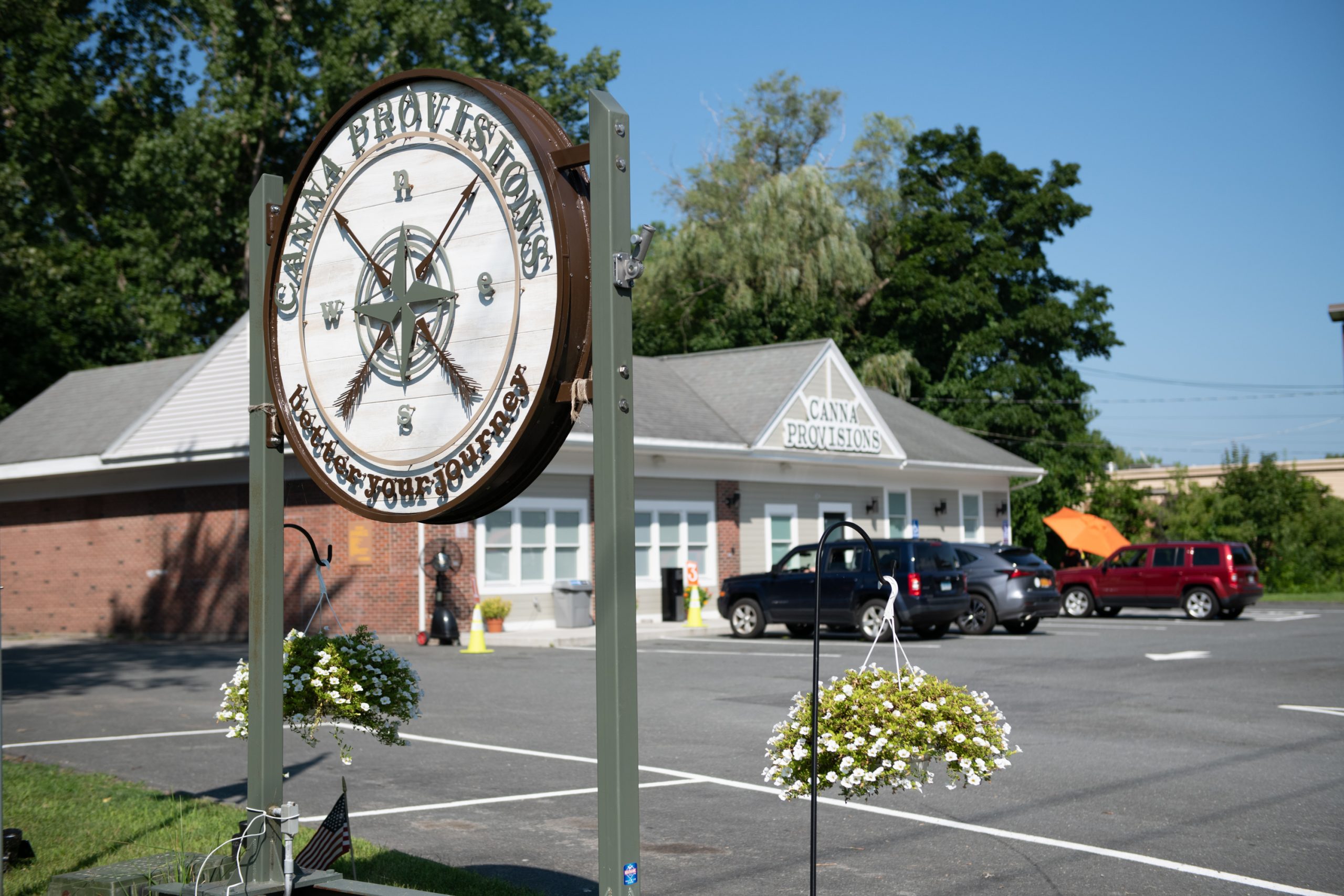 cannaprovisions.com